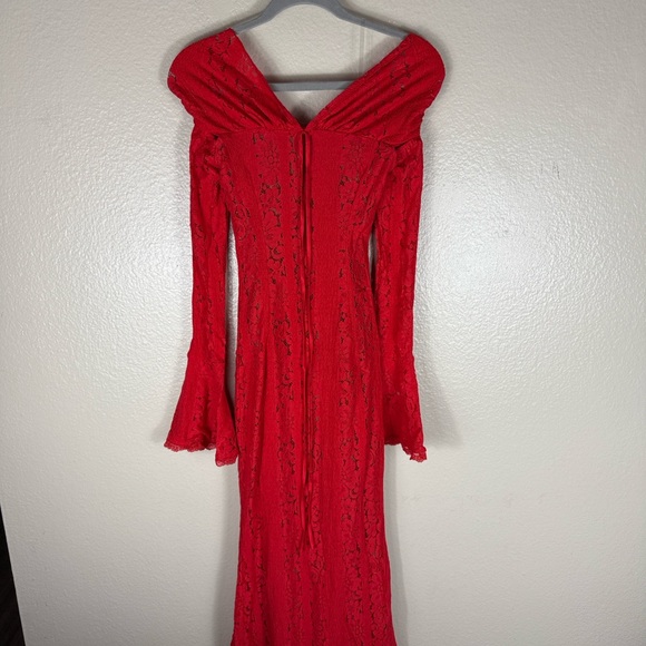 House of CB Belle Red Off Shoulder Floral Lace Maxi Dress - Picture 4 of 9